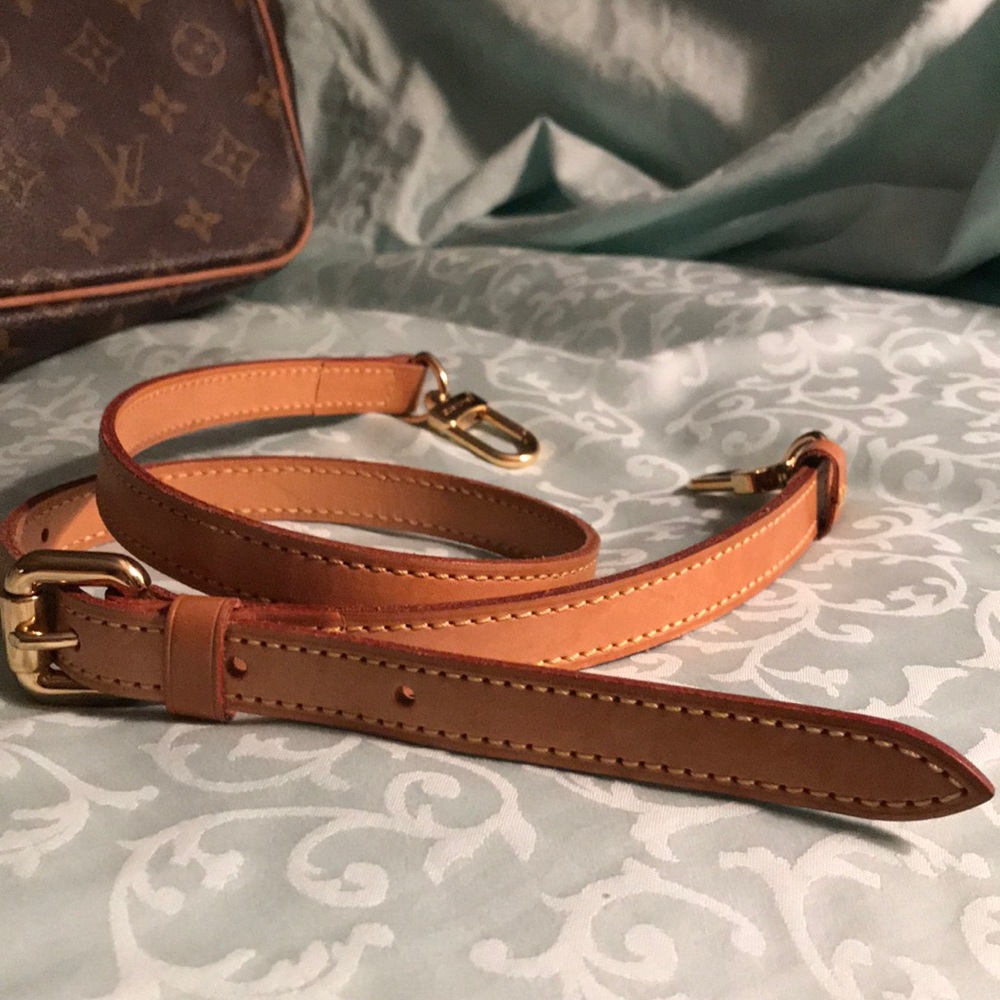 Louis Vuitton Palermo PM. - Picture 8 of 8